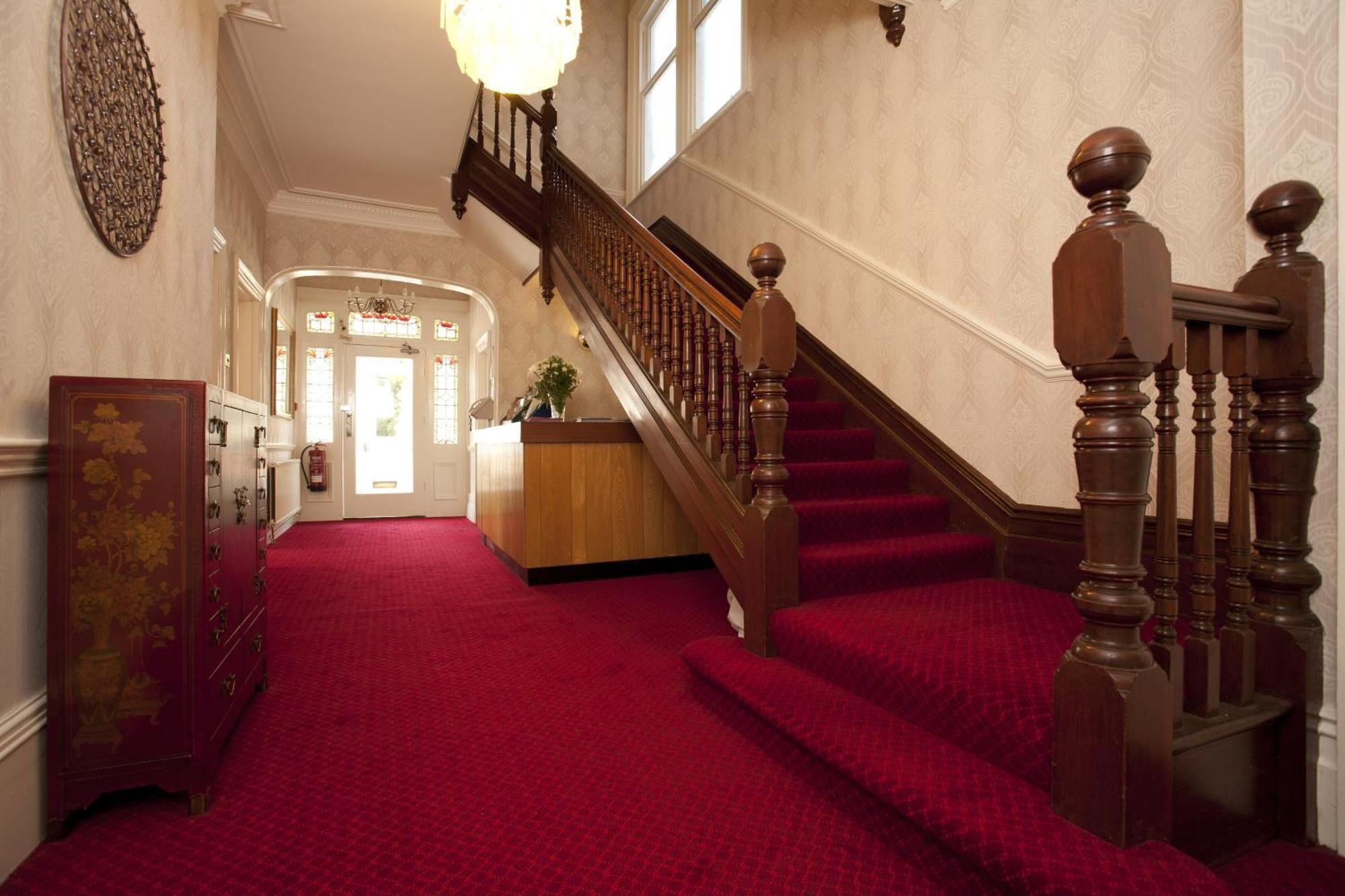 Denewood Hotel Bournemouth Kültér fotó