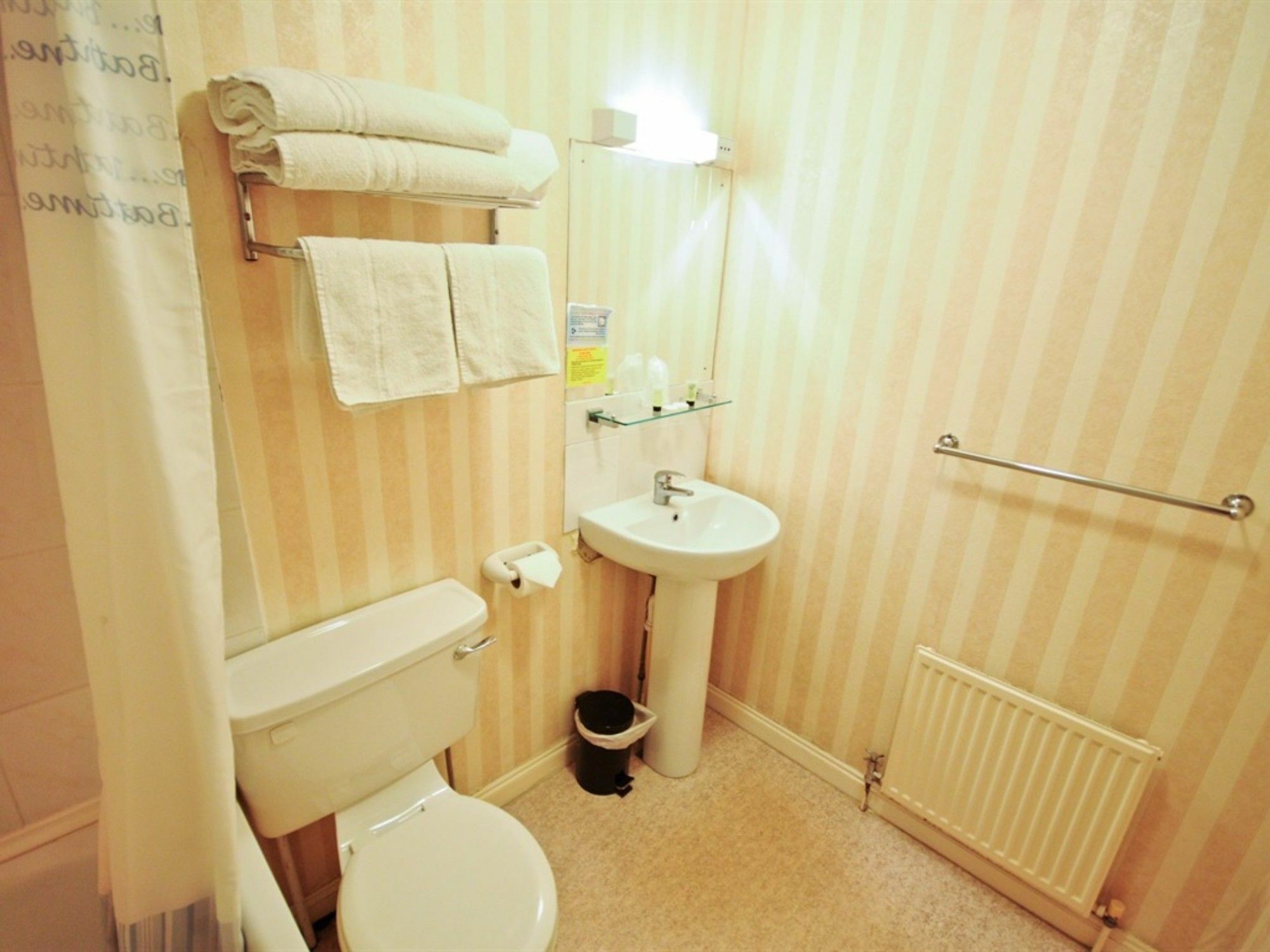 Denewood Hotel Bournemouth Kültér fotó